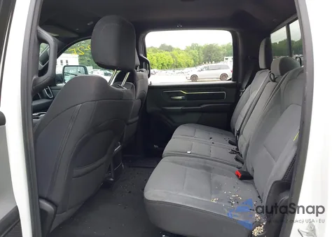 2022 Ram 1500 Big Horn z USA, uszkodzony, nr VIN 1C6SRFMT3NN351265